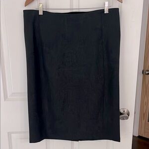 Liverpool Dark Gray Pencil Skirt size 14. Structured and pull on w/ back slit